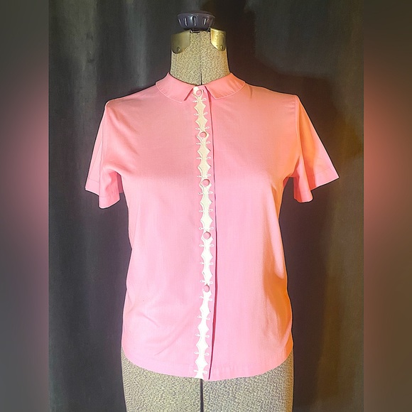 🖤 Vintage 🖤 Darling Bubble Gum Pink Short Sleeve Blouse by Ship n’ Shore 🖤 - Picture 6 of 9